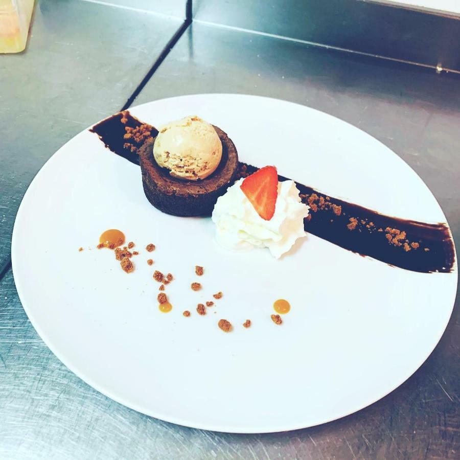 Logis Cris Hotel Et Restaurant, Lyon Sud-Est Corbas Dış mekan fotoğraf